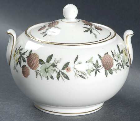 Summer Garland 146 Shape Sugar Bowl & Lid