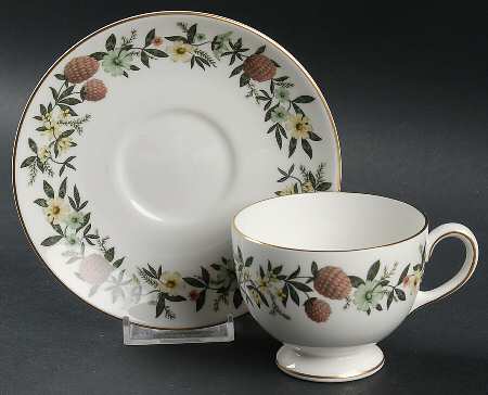 Summer Garland Footed Cup & Saucer Set
