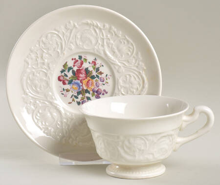 Swansea Footed Cup & Saucer Set
