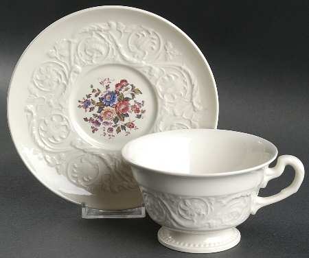 Swansea Oversized Cup & Saucer Set