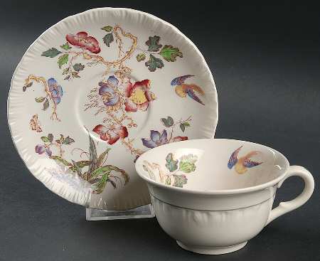 Swallow (No Trim) Flat Cup & Saucer Set