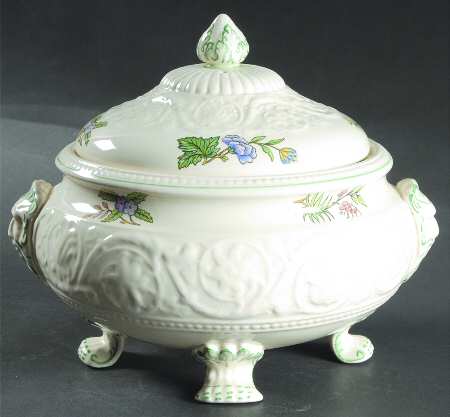 Tapestry Round Covered Vegetable