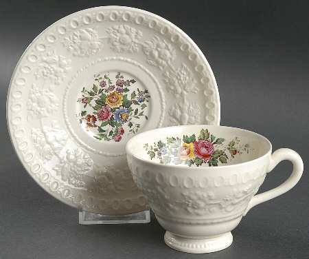 Tenbury Footed Cup & Saucer Set