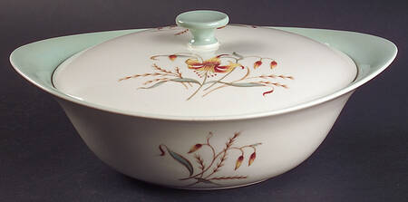 Tiger Lily Round Covered Vegetable
