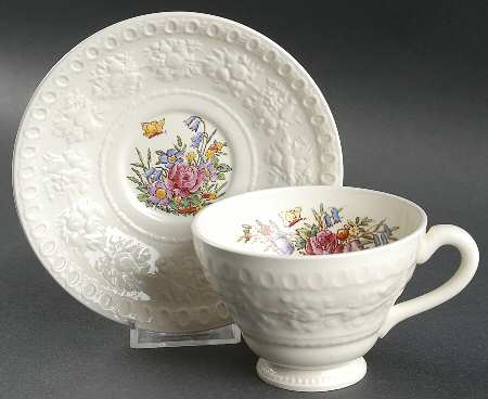 Tintern Footed Cup & Saucer Set