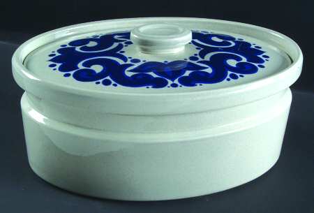 Toledo 2.5 Quart Oval Covered Casserole