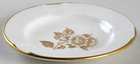 Tonquin Gold Small Ashtray by Wedgwood