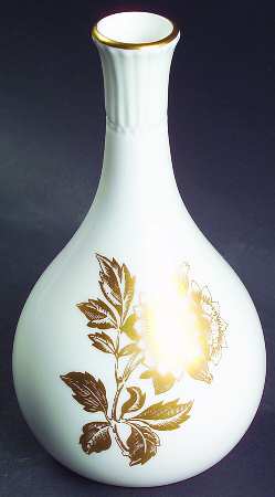 Tonquin Gold Bud Vase