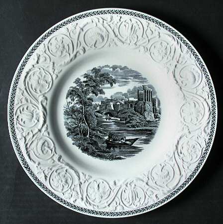 Torbay Black Dinner Plate