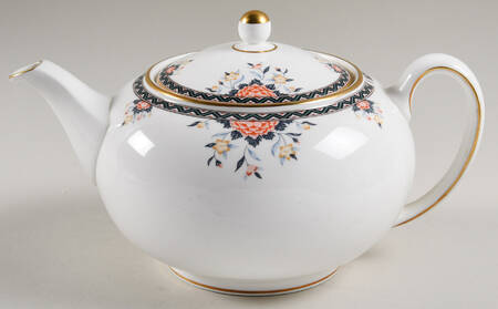 Touraine Teapot & Lid