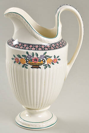 Trentham Red 16 Oz Pitcher