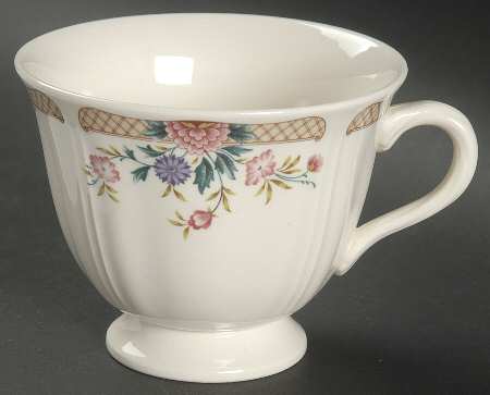 Trellis Flower Footed Cup