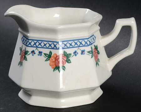 Trellis Rose Creamer