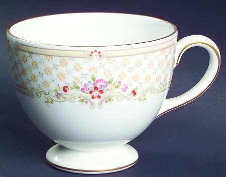 Turnberry Leigh Shape Footed Cup