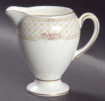 Turnberry Creamer