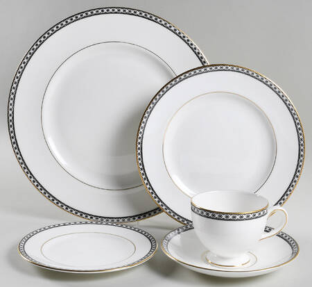 Ulander Black 40  Piece Estate Set