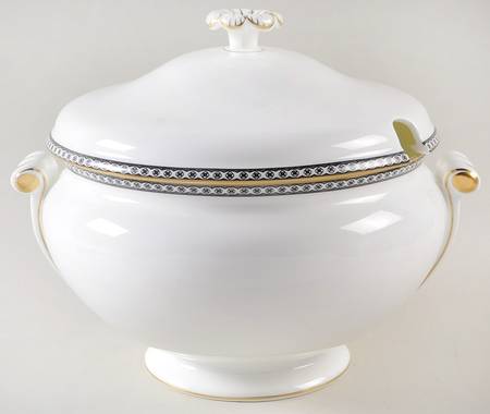 Ulander Black Tureen &  Lid by Wedgwood