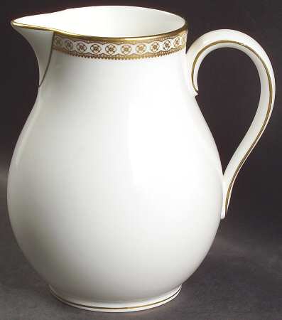 Ulander Gold 20 Oz Pitcher
