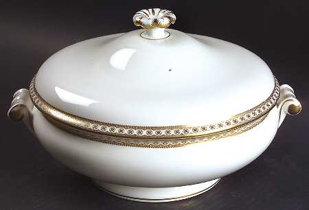 Ulander Gold Round Covered Vegetable