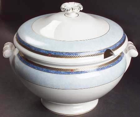 Valencia Tureen &  Lid