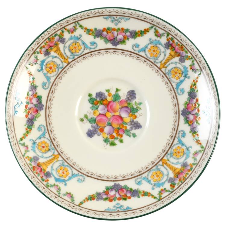Ventnor (Ivory Background) Saucer
