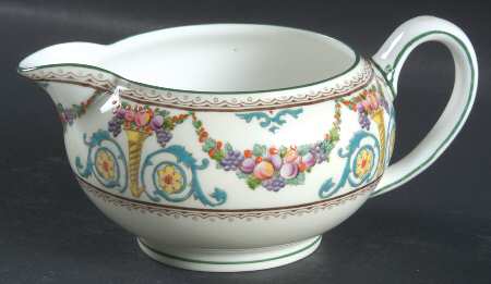 Ventnor (Ivory Background) 146 Shape Creamer