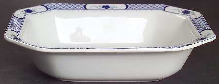 Volendam 9" Oval Vegetable Bowl