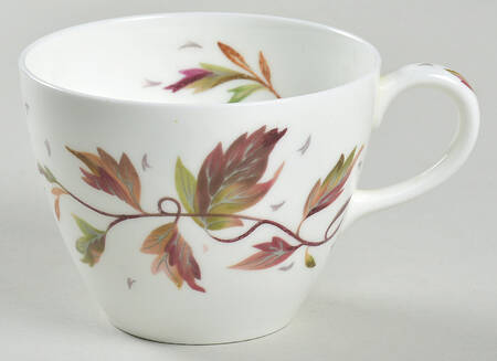 Wakefield (Bone, Coupe) Flat Cup