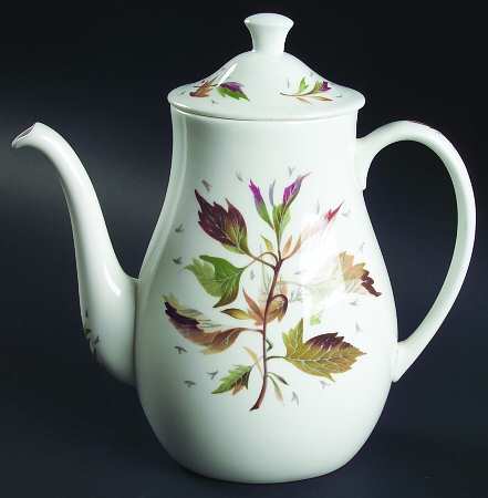 Wakefield (Bone, Coupe) Small Coffee Pot & Lid
