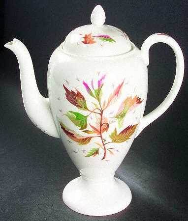 Wakefield (Bone, Coupe) Coffee Pot & Lid