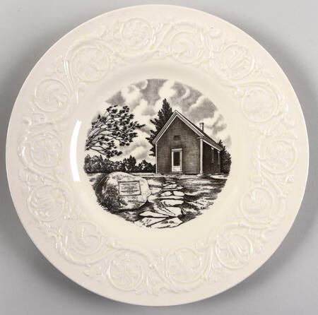 Wesleyan College Black Dinner Plate