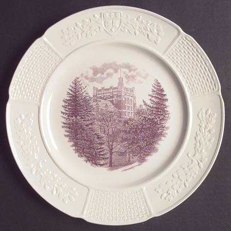 Wellesley College Mulberry Dinner Plate