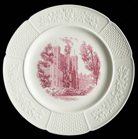 Wellesley College Mulberry Dinner Plate