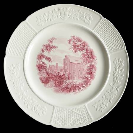Wellesley College Mulberry Dinner Plate