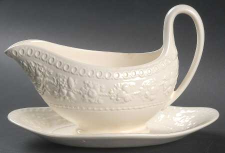 Wellesley Gravy Boat & Underplate