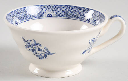 Wesley Footed Cup