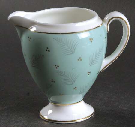 Westover Globe Shape Creamer