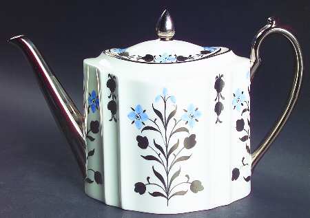 WH1583 Teapot & Lid