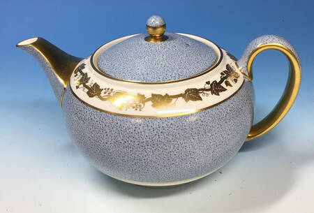 Whitehall (Powder Gray Band) Teapot & Lid