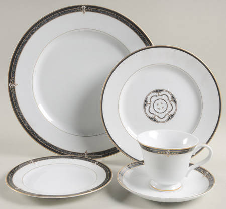 Whitfield 5 Piece Place Setting