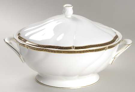 Windsor Black Round Covered Vegetable