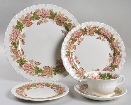 Wildbriar Brown Pink 5 Piece Place Setting