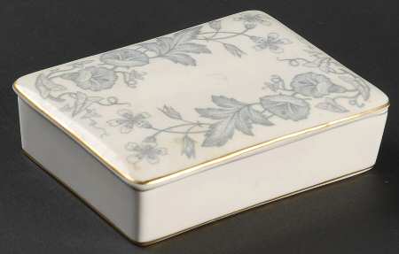 Wildflower Gray Cigarette Box & Lid