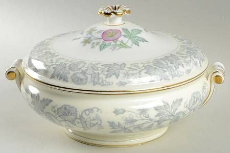 Wildflower Ivory Round Covered Vegetable