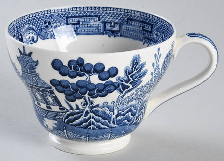 Willow Blue (Newer, Smooth) Footed Cup