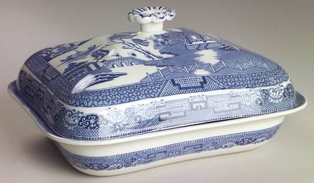 Willow Blue (Older, Smooth) Rectangular Covered Vegetable