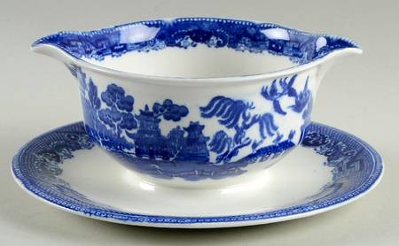 Willow Blue (Older, Smooth) Gravy Boat with Attached Underplate