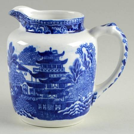 Willow Blue (Older, Smooth) Creamer