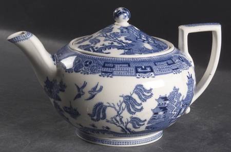 Willow Blue (Older, Smooth) Mini Teapot & Lid