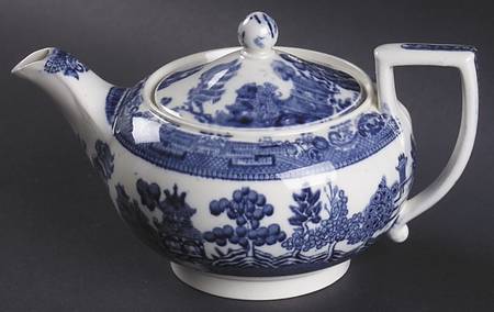 Willow Blue (Older, Smooth) Individual Teapot & Lid